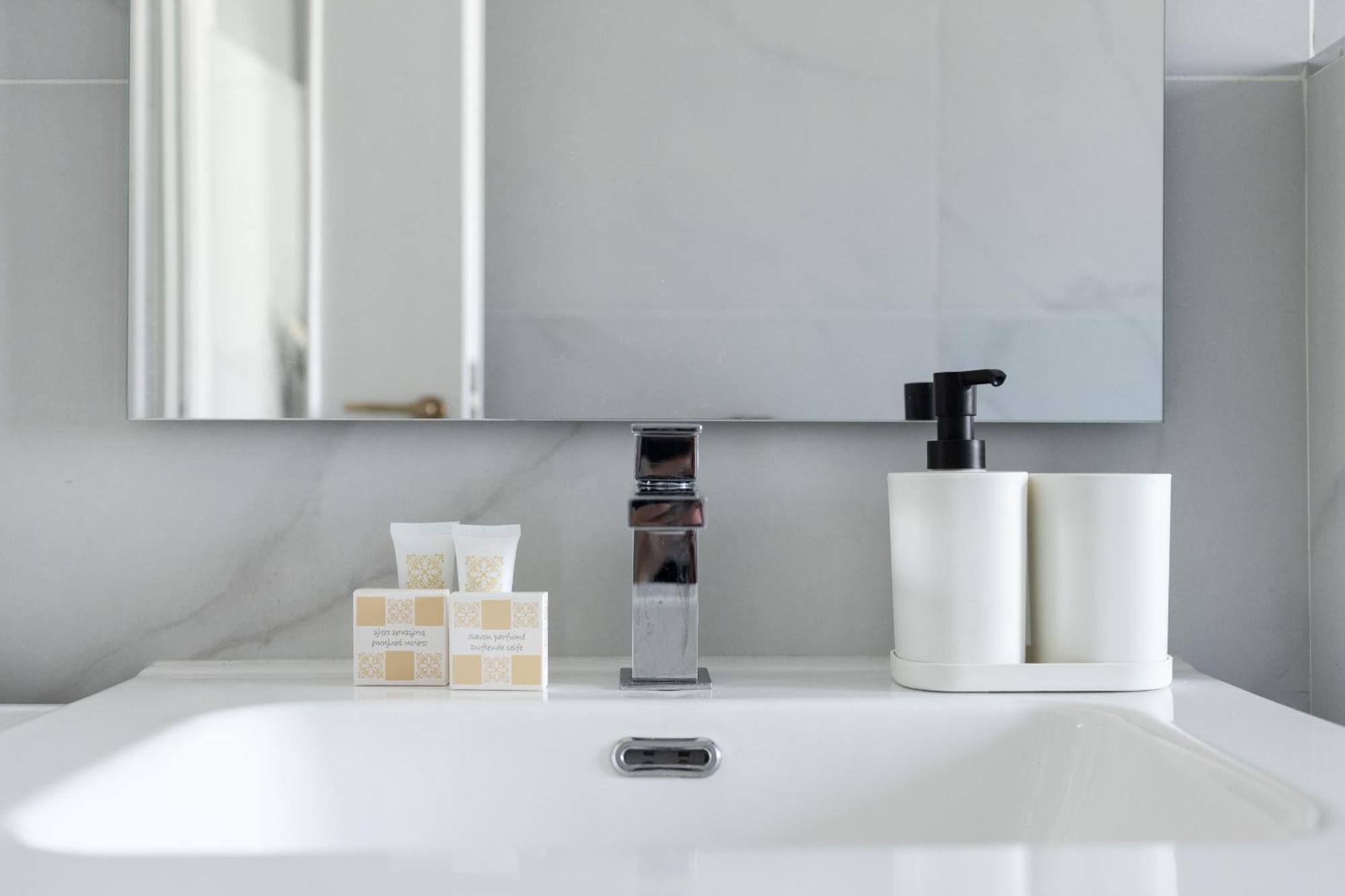 8 Min Dalla Metro Casa Elegante Con Netflix E Wifi Milán Exteriér fotografie